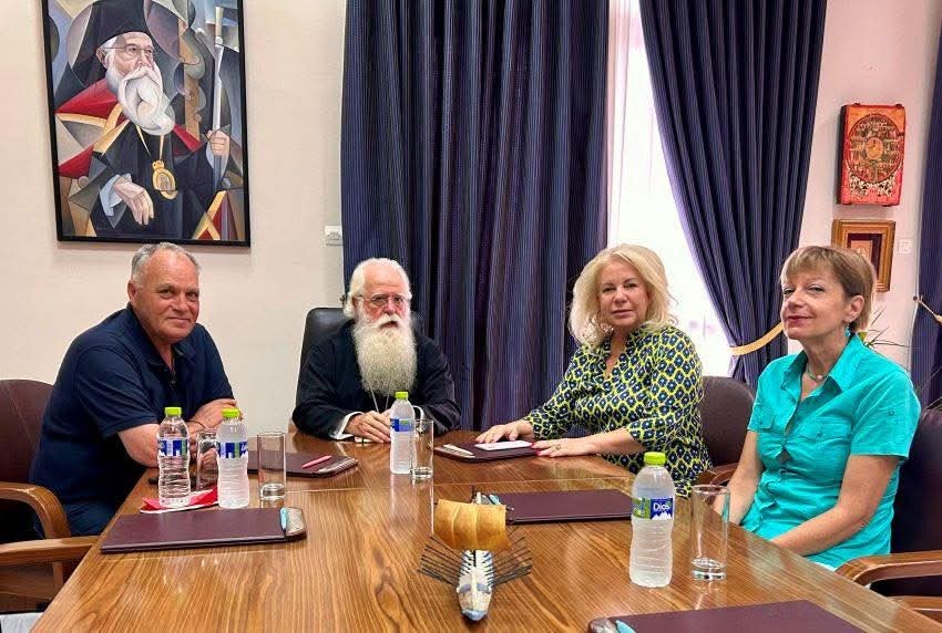 ΙΔΡΥΜΑ-ΛΕΙΤΟΥΡΓΩΝ-ΑΓΑΠΗΣ